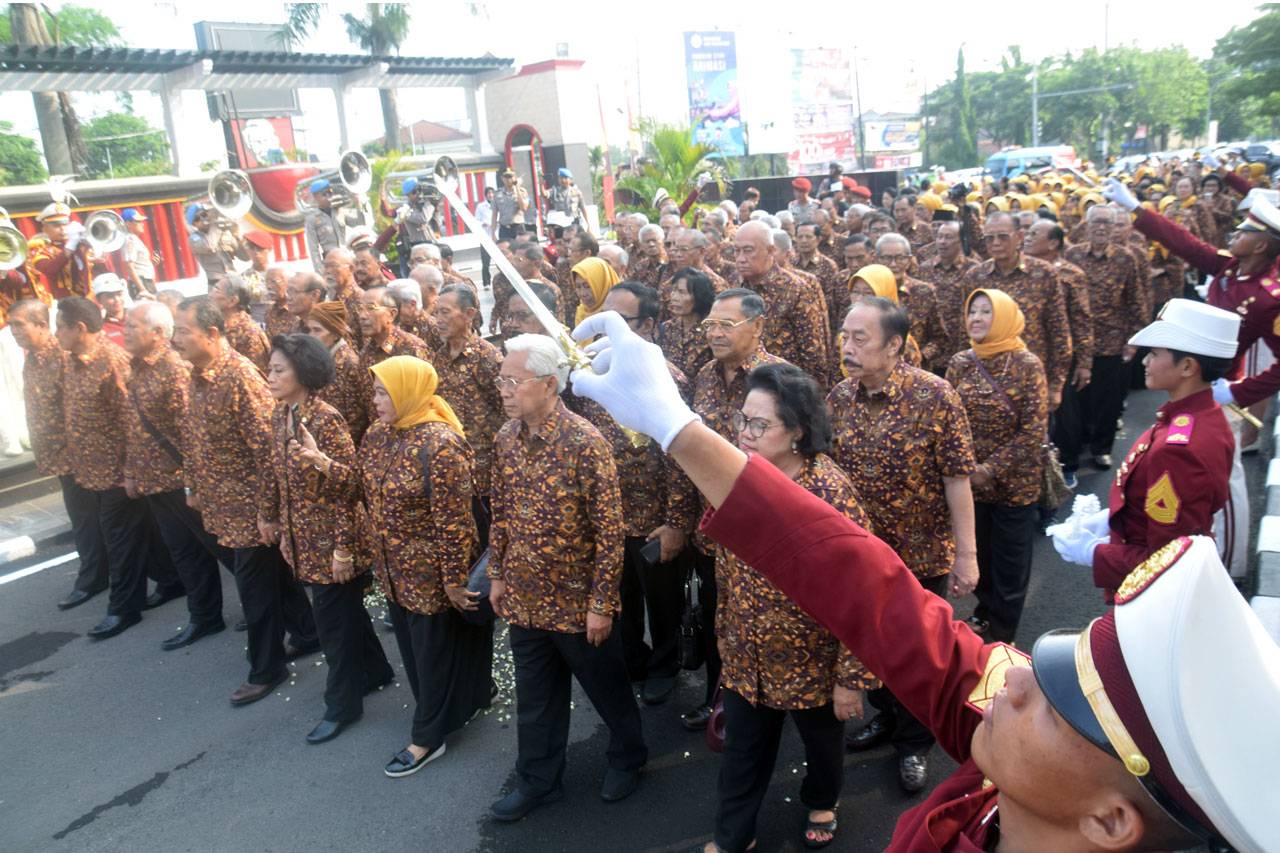 Kapolri Hadiri Reuni...