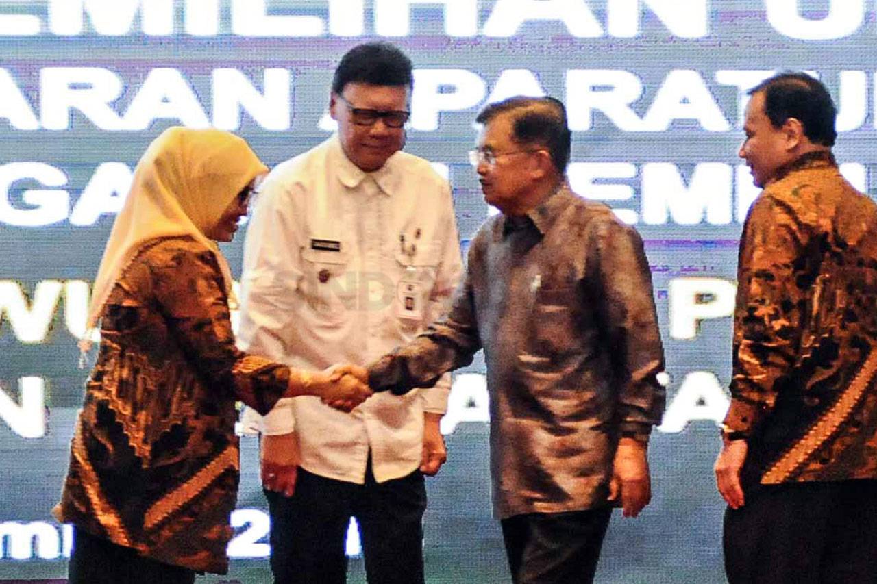 Wapres Jusuf Kalla Buka...