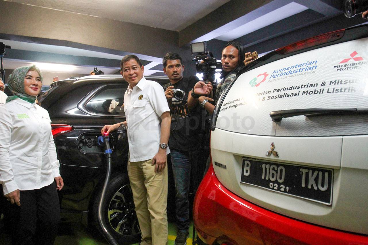 Mitsubishi Dukung Program...