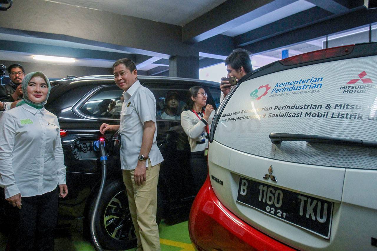 Mitsubishi Dukung Program...