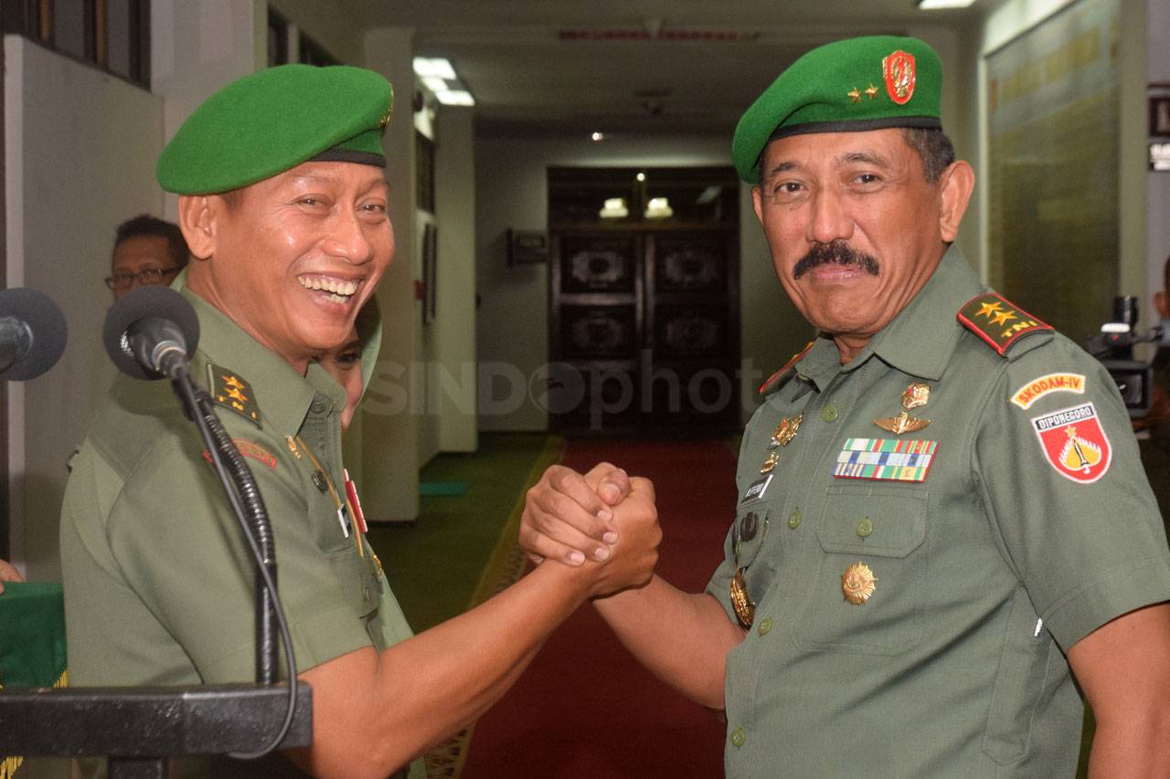 Mayjen TNI Mochamad...