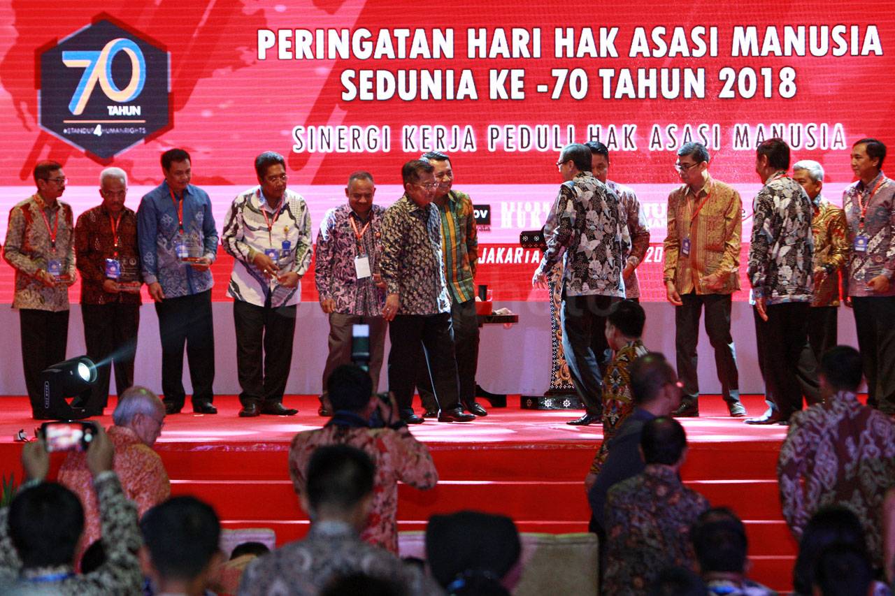 Wapres Jusuf Kalla Hadiri...