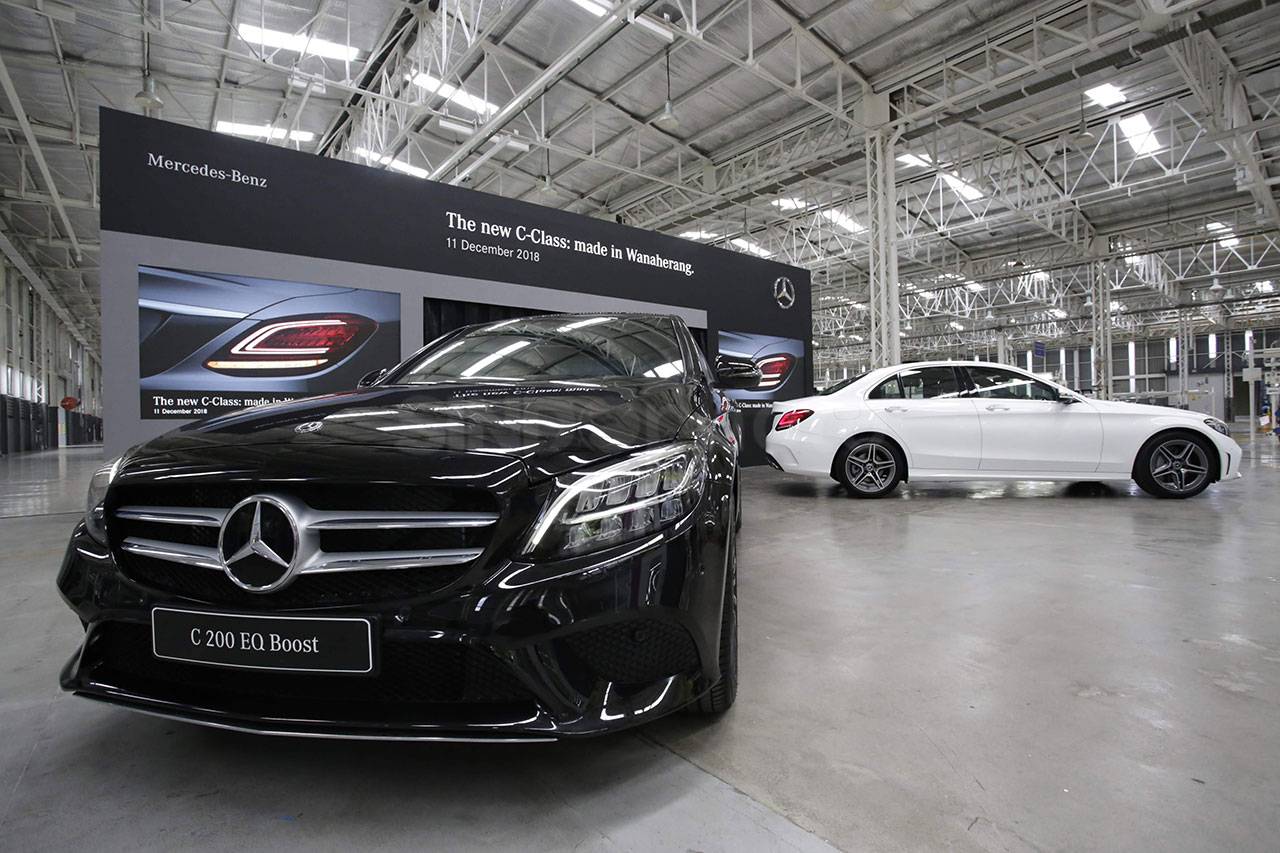 Mercedes Benz The New...