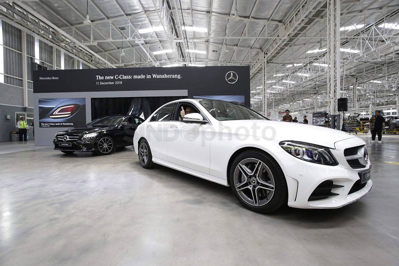 Mercedes Benz The New...