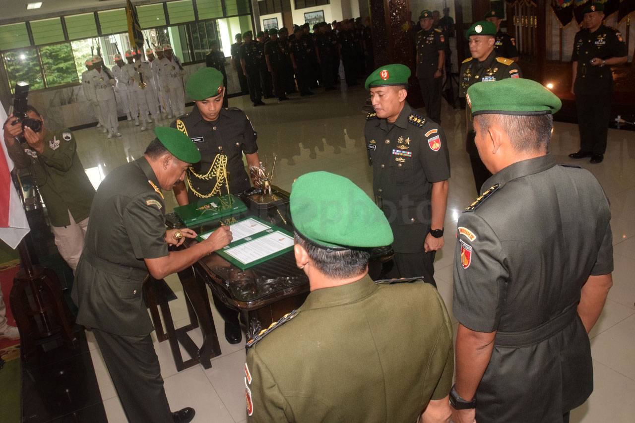 Brigjen TNI Teguh M...