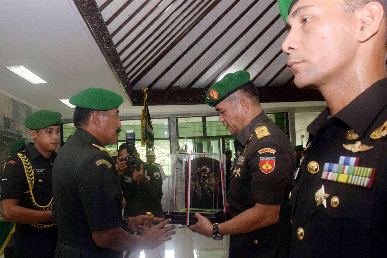 Brigjen TNI Teguh M...