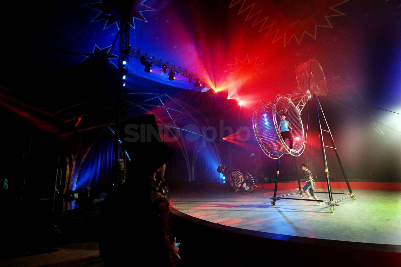 Oriental Circus Indonesia...