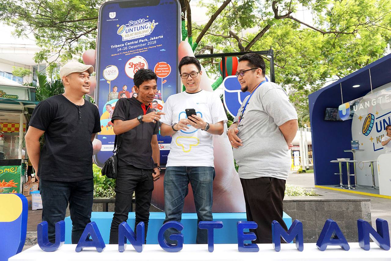 Payung Teduh Hadiri...