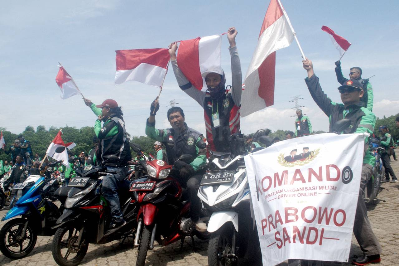 Capres Prabowo Hadiri...