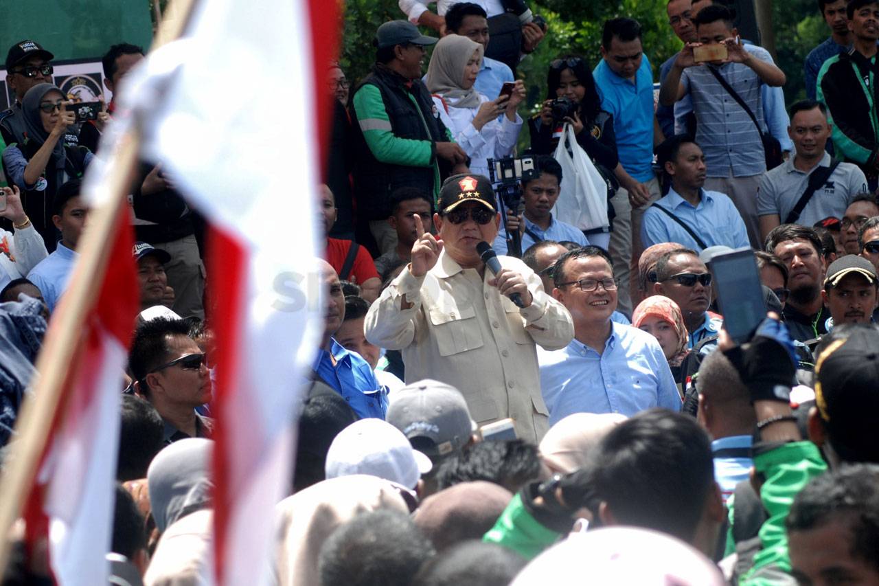 Capres Prabowo Hadiri...