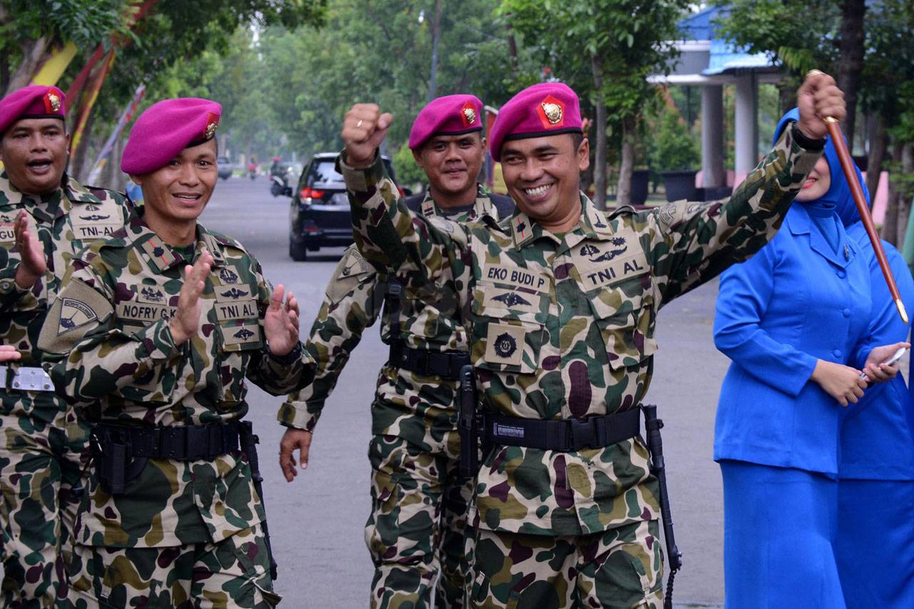 Mayor Marinir Eko Budi...