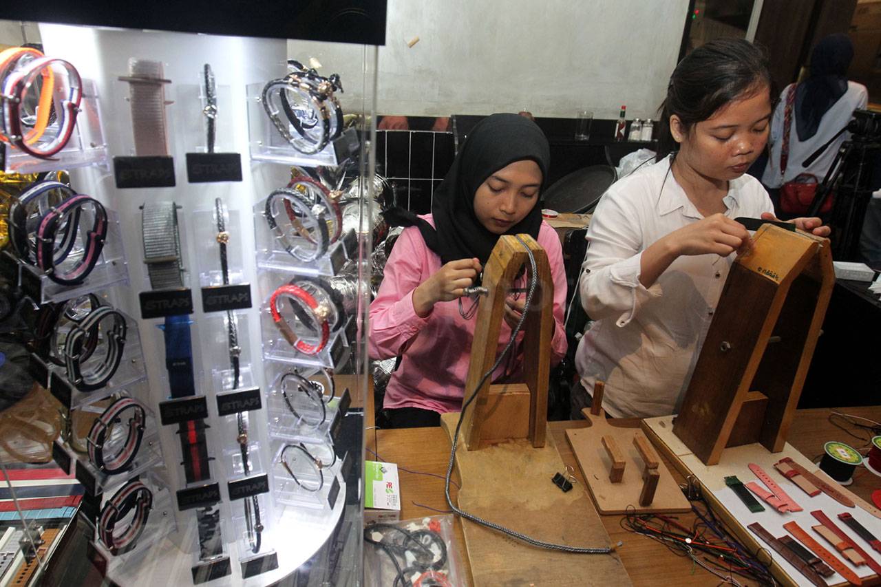 STRAPS Gandeng Ciayo...