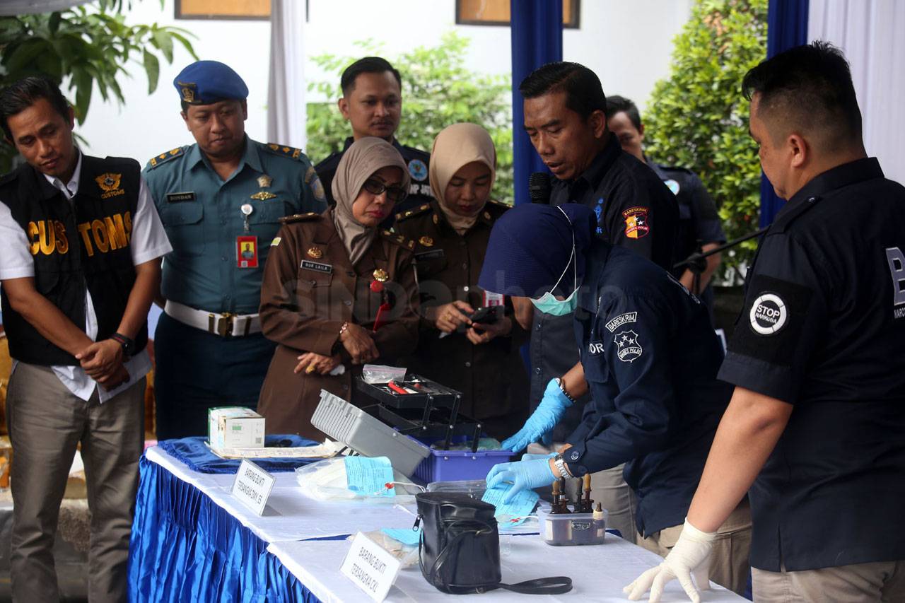 BNNP Jawa Timur Musnahkan...