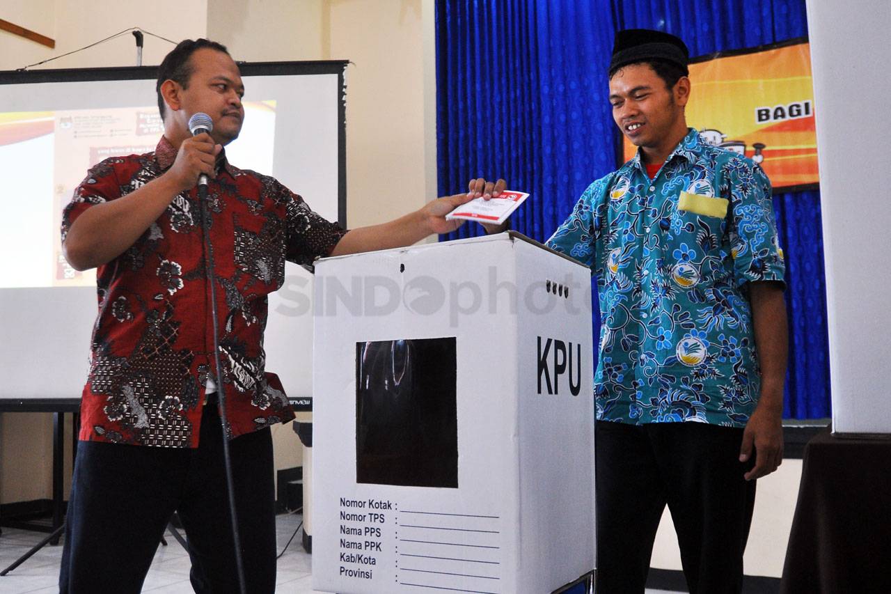 Sosialisasi Pemilu Bagi...