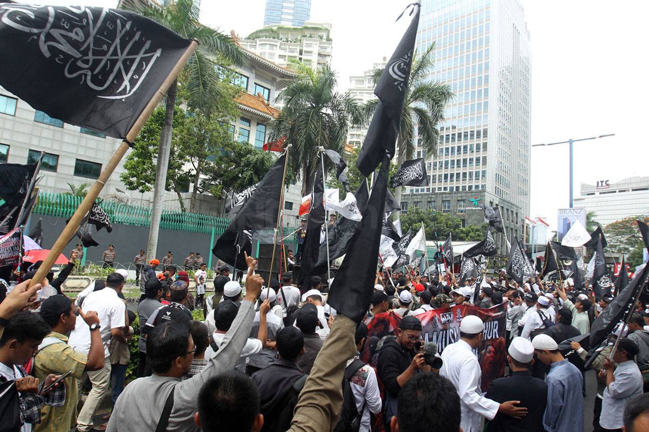 Aksi Bela Muslim Uighur...