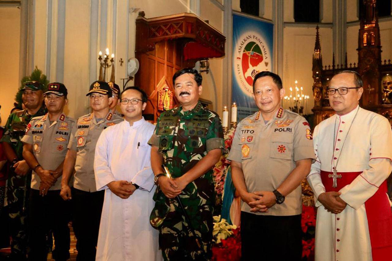 Kapolri dan Panglima...