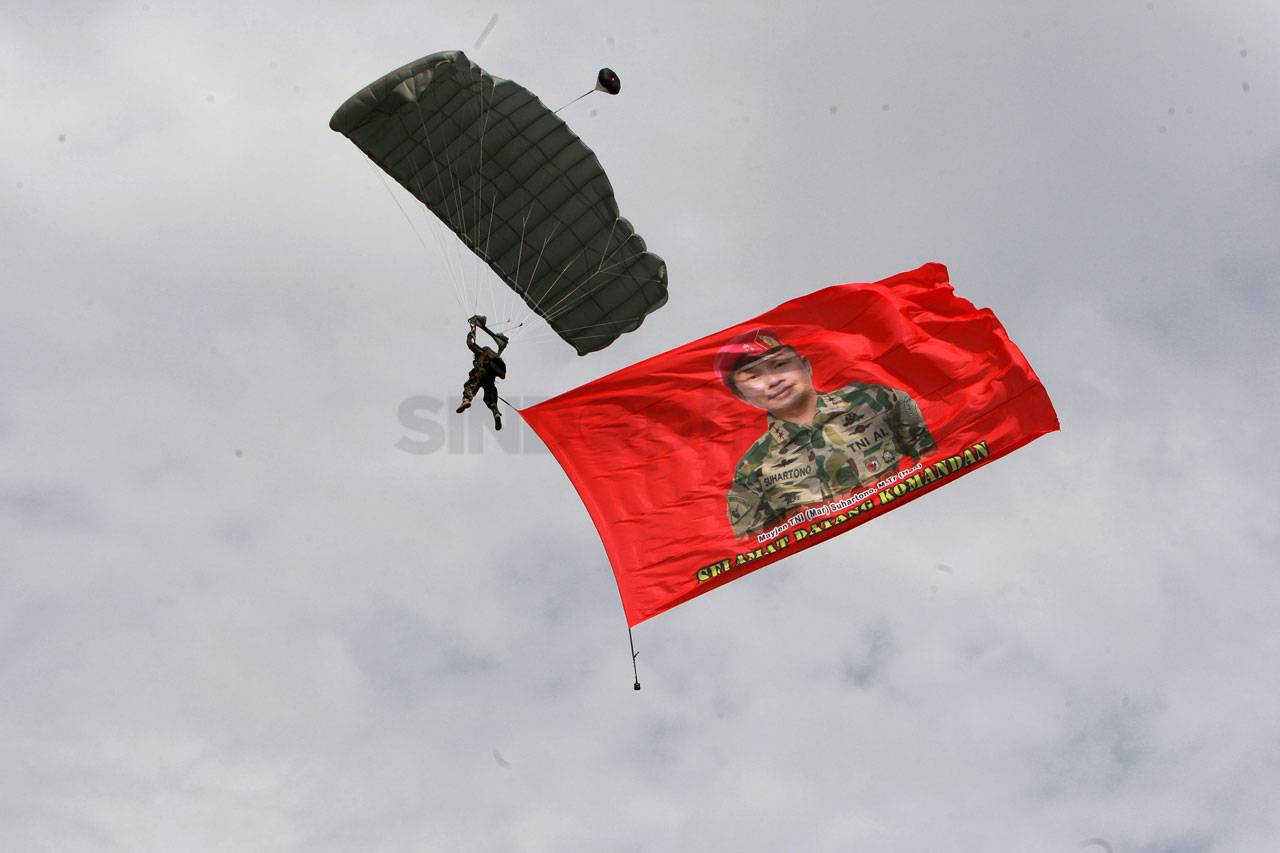 Mayjen TNI (Mar) Suhartono...