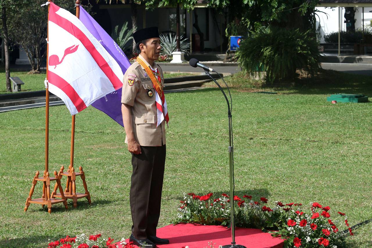 Presiden Jokowi Lantik...