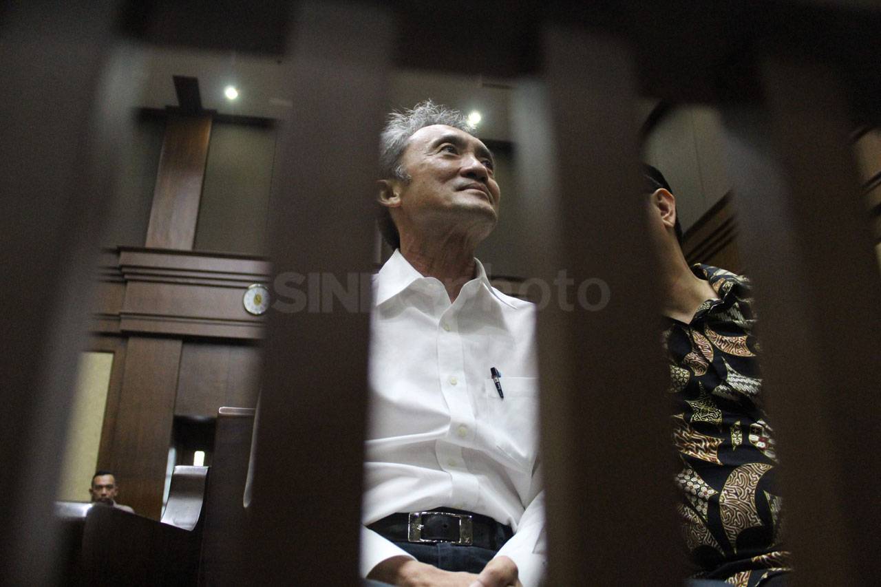 Eddy Sindoro Jalani...
