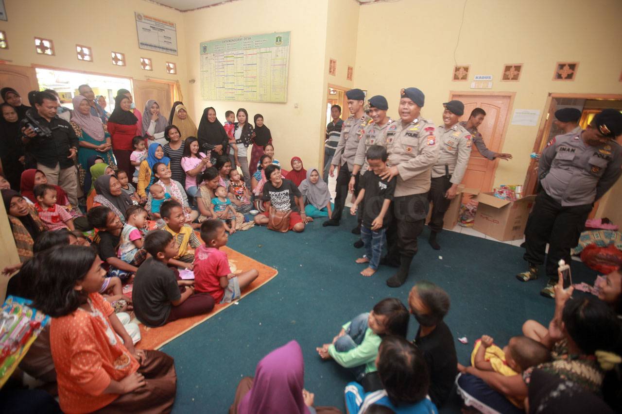 Sat Brimob Polda Banten...