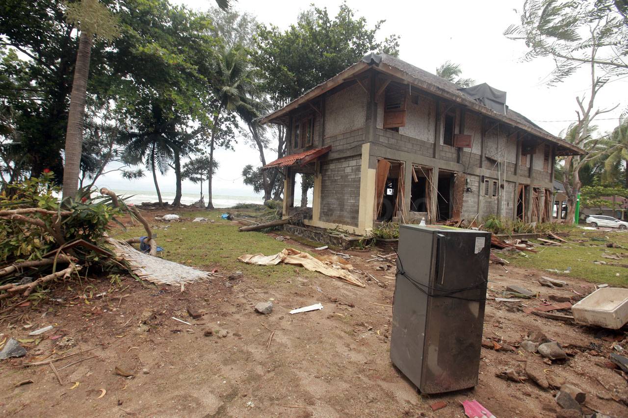 Hampir Sepekan Tsunami...