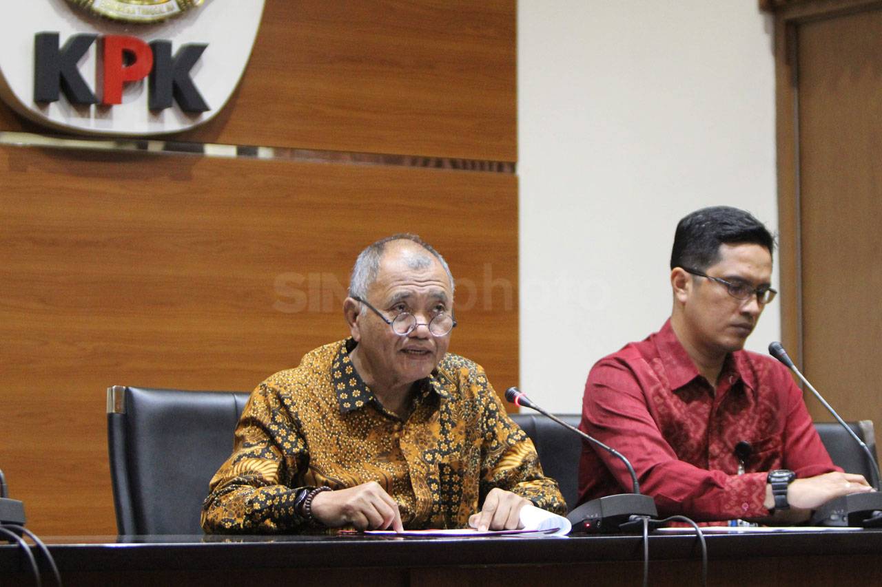 KPK Tetapkan Tersangka...