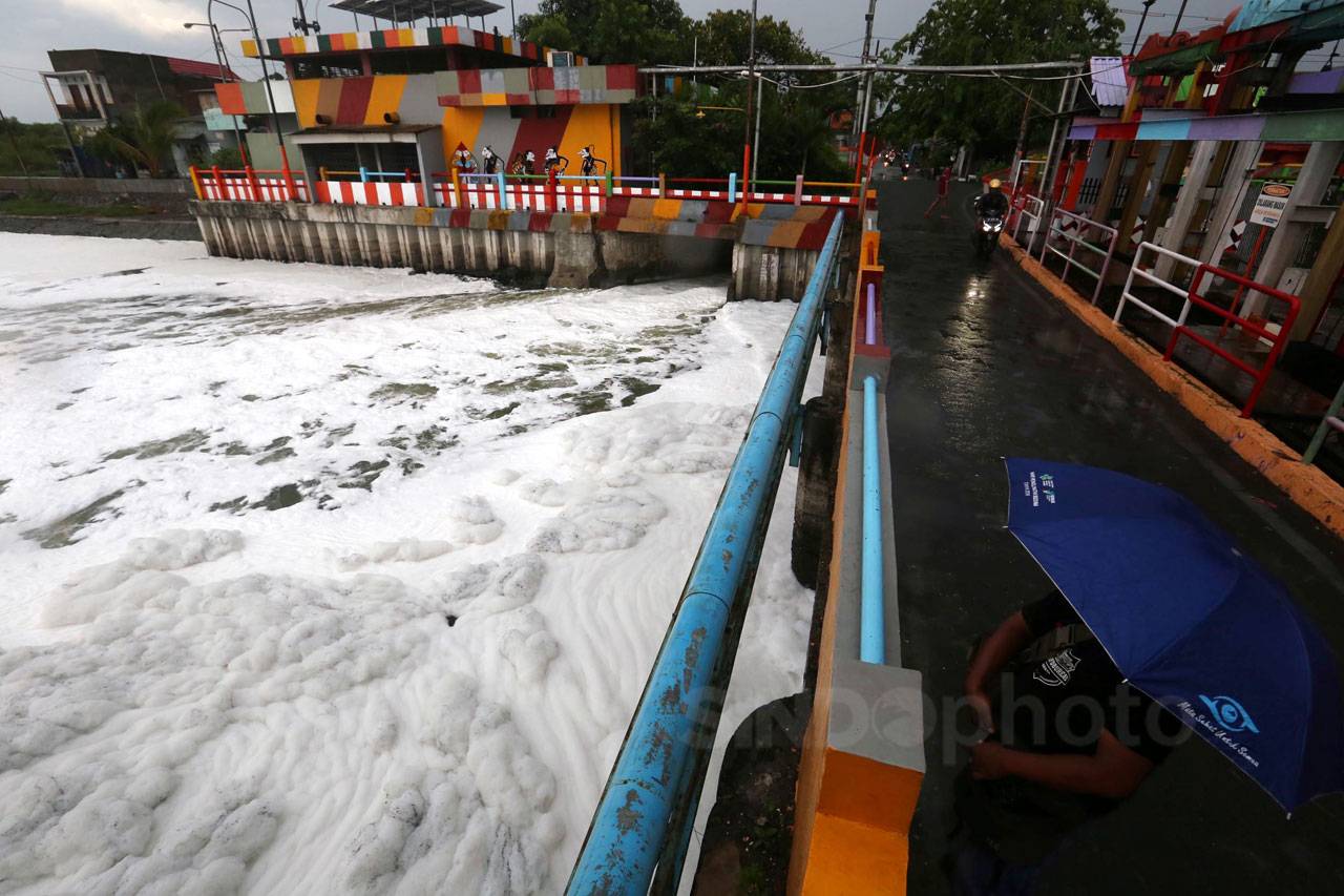 Sungai Tambak Wedi Surabaya...