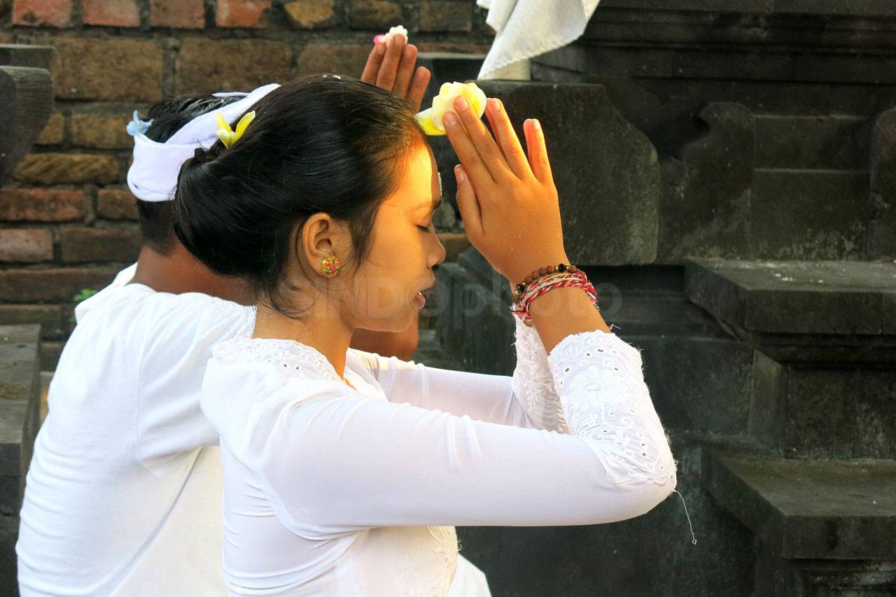 Momen Langka, Umat Hindu...