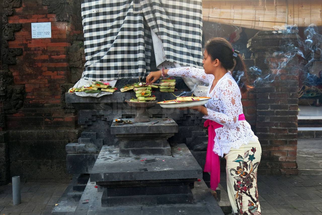Momen Langka, Umat Hindu...