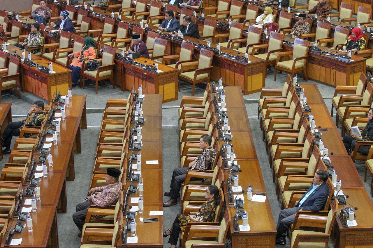 DPR Buka Masa Persidangan...
