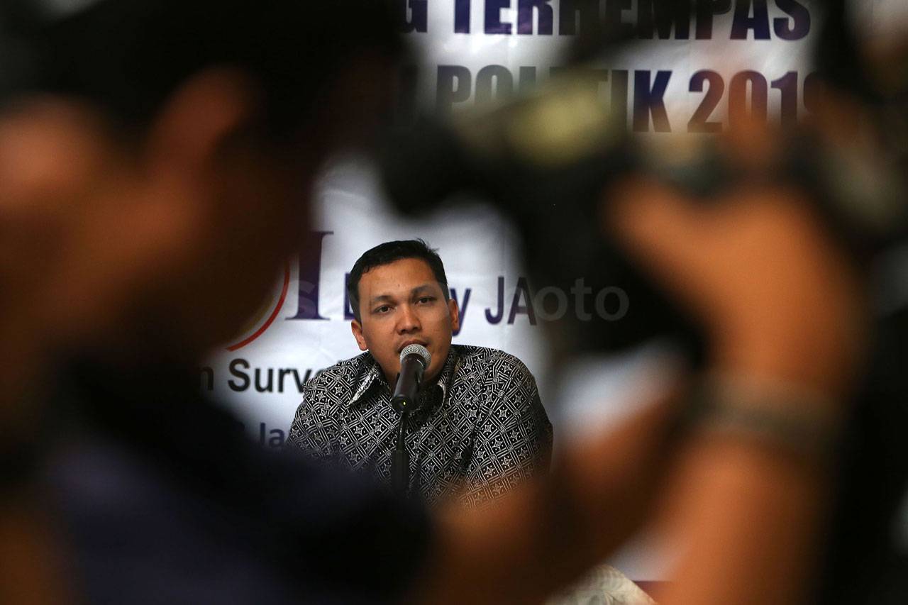 LSI Rilis Hasil Survei...