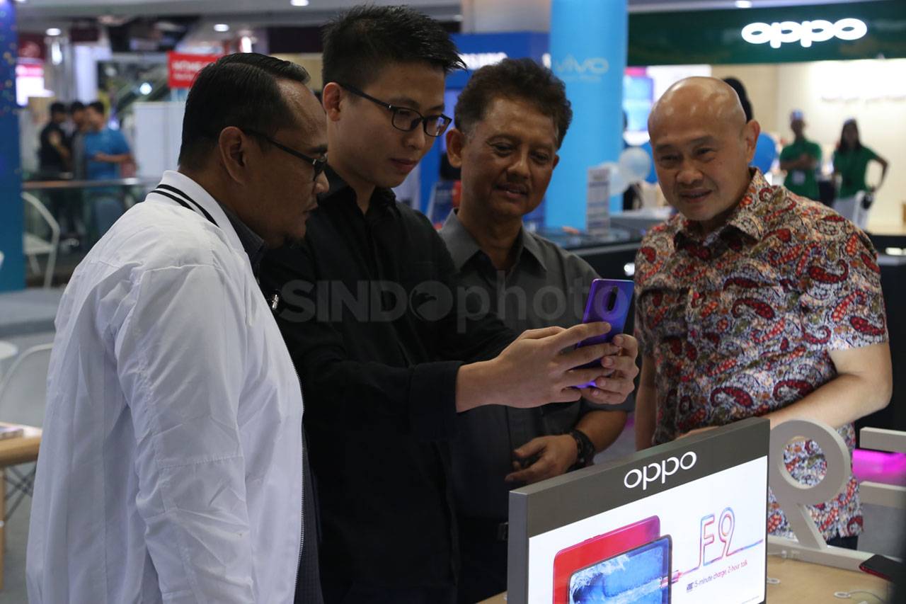 Dongkrak Penjualan,...