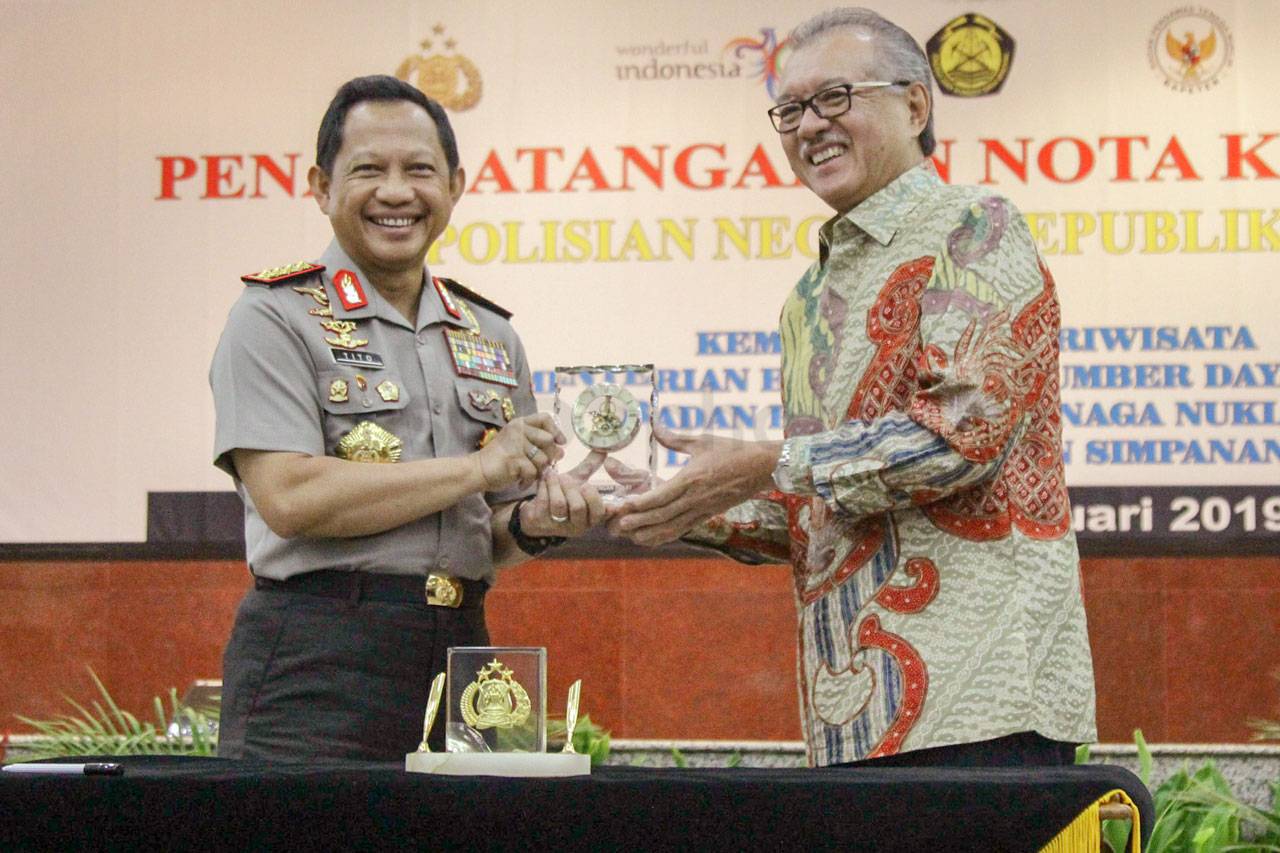 Polri Jalin Kerja Sama...