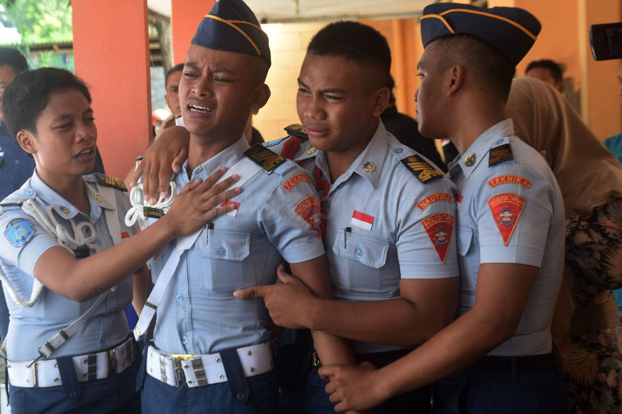 Ratusan Siswa SMK Pelayaran...