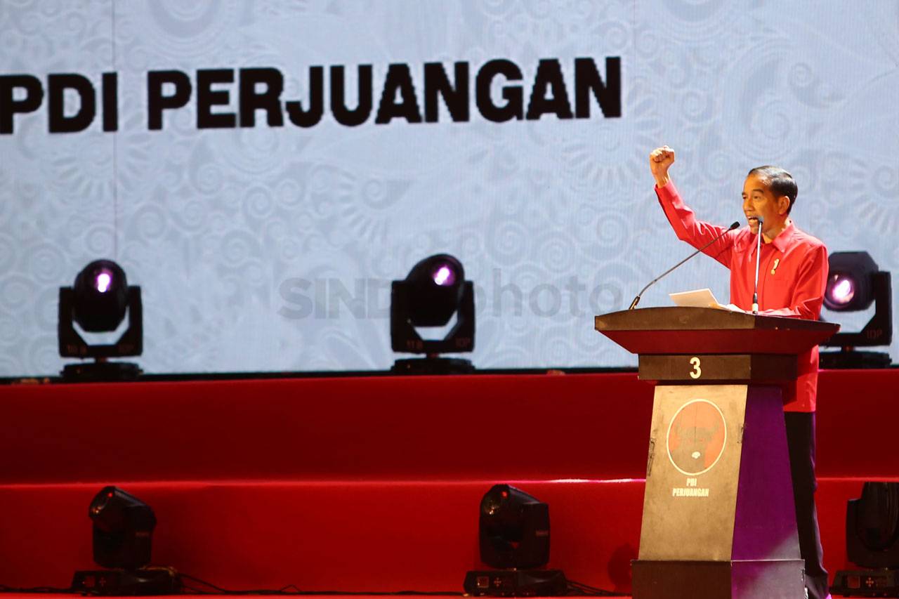 Presiden Jokowi Hadiri...