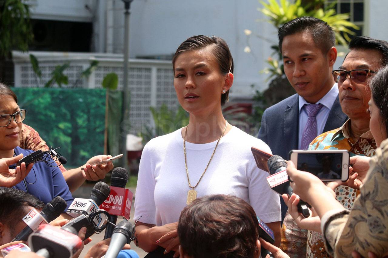 Agnes Monica Bertemu...