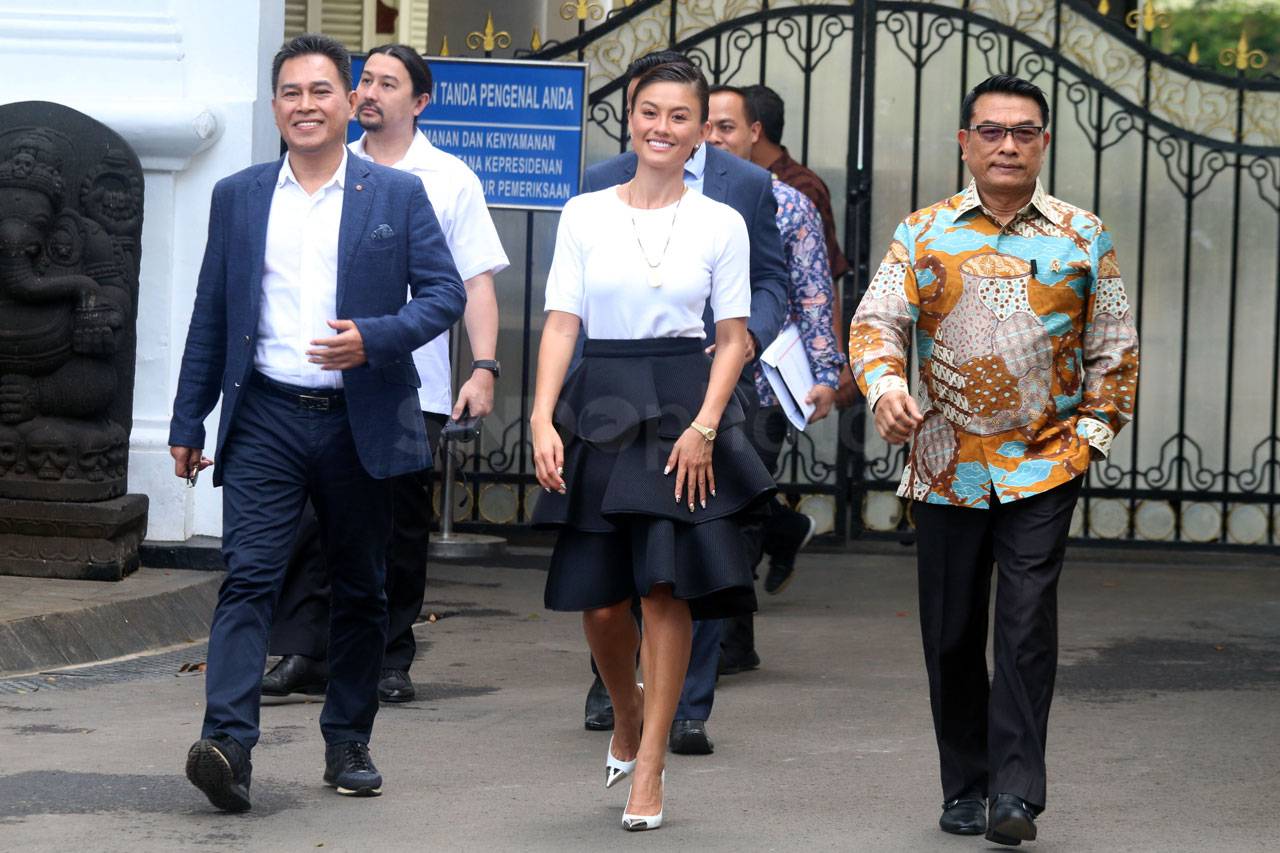 Agnes Monica Bertemu...
