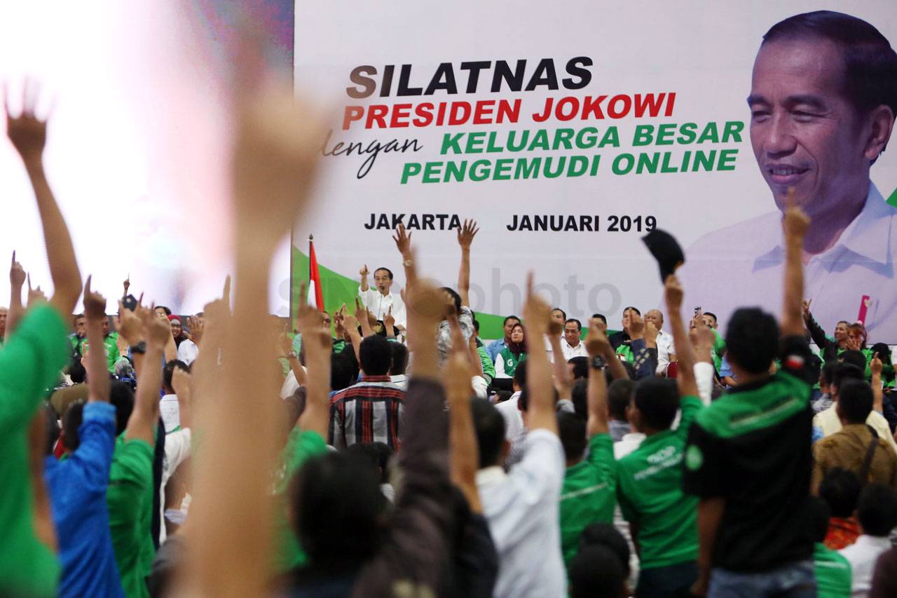 Presiden Jokowi Hadiri...