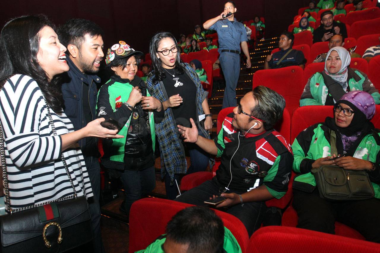 GO-JEK Ajak Mitra Nobar...