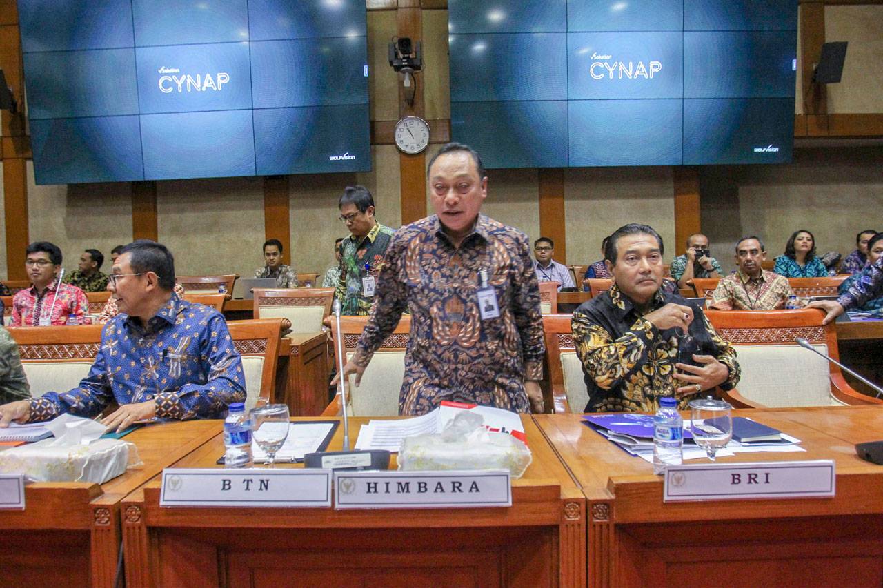 Komisi XI DPR Rapat...