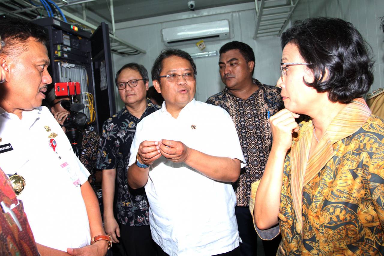 Peresmian Proyek Palapa...