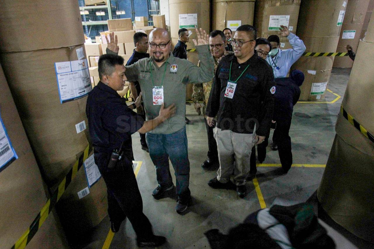 KPU dan Bawaslu Tinjau...