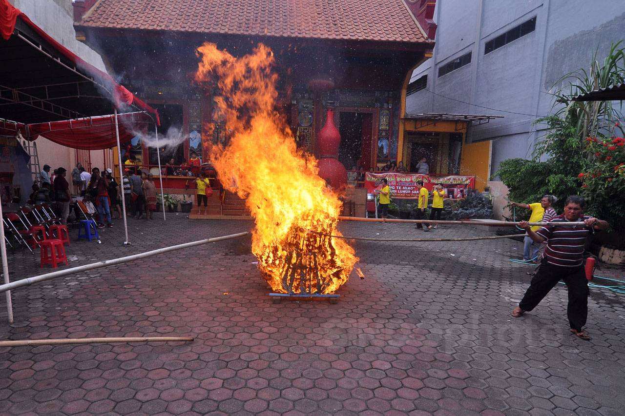 Ritual Poo Un di Kelenteng...