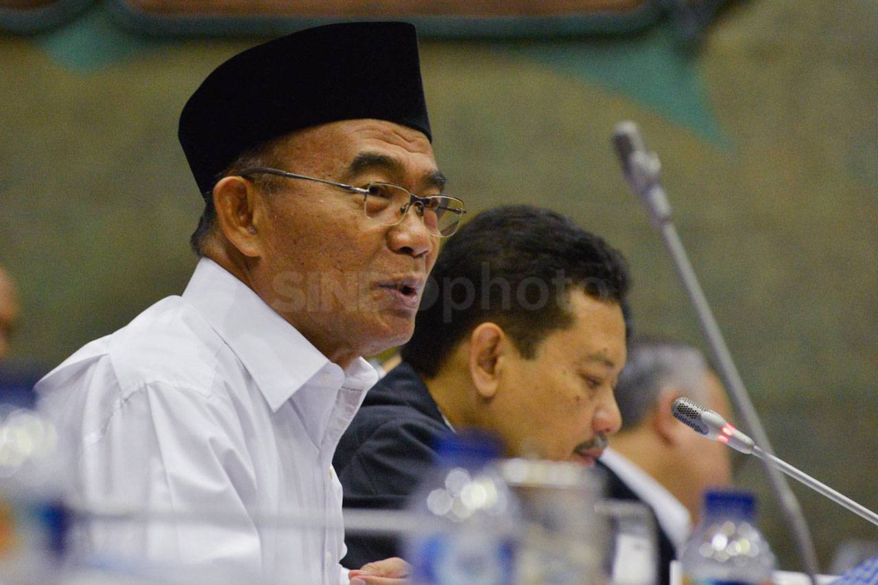 Mendikbud Raker dengan...