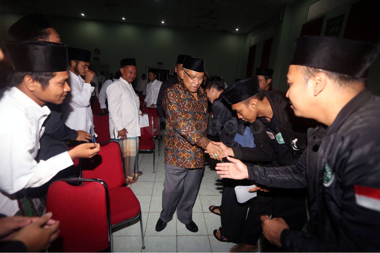 Ketua Umum PBNU Buka...