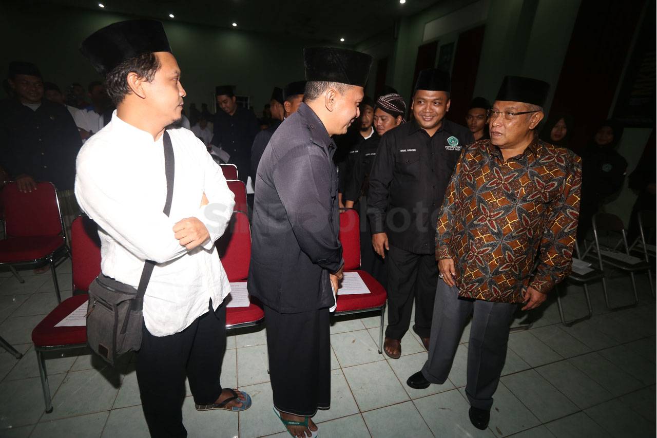 Ketua Umum PBNU Buka...