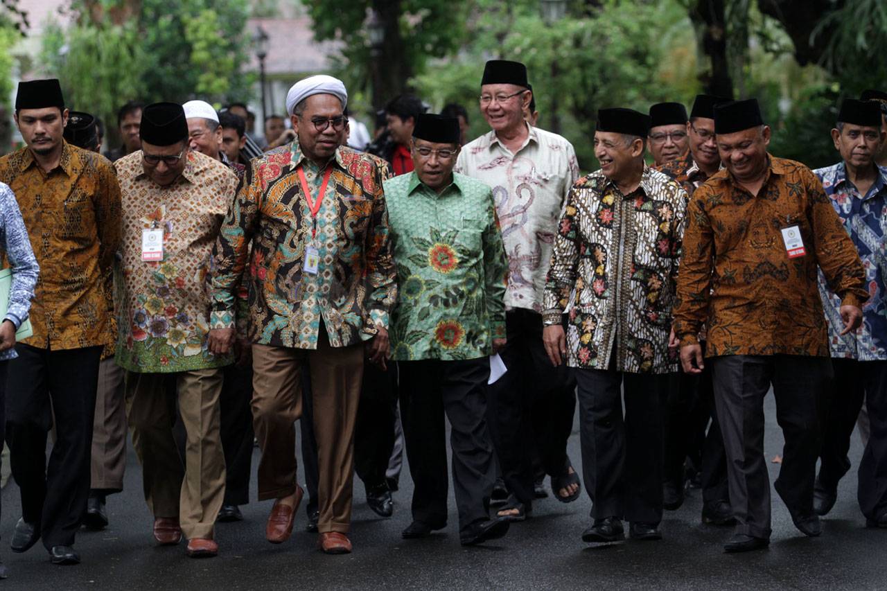 Presiden Jokowi Terima...