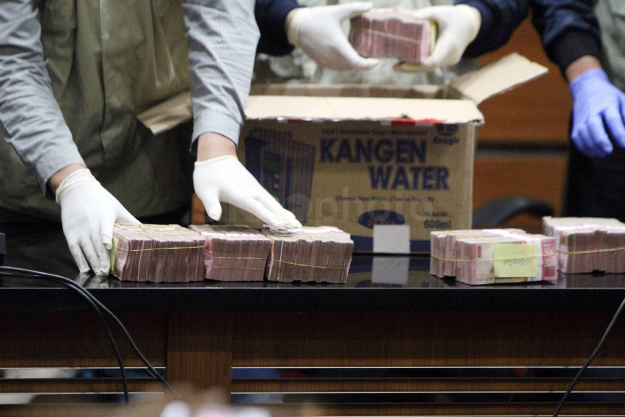 KPK Sita Uang Rp1,28...