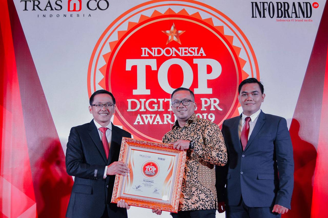 Telkomsel Raih TOP Digital...