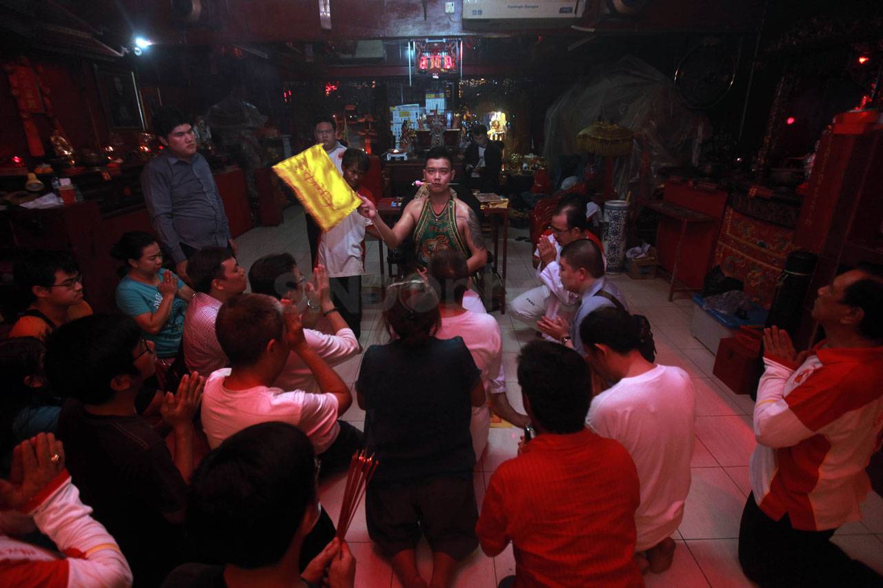 Sembahyang Mengantar...